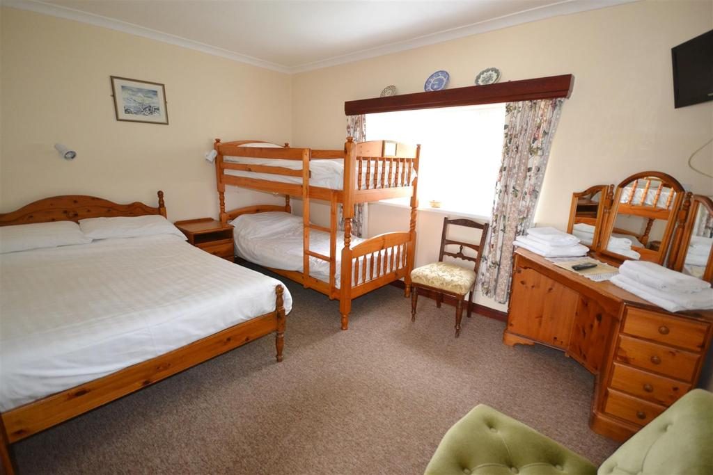 hotel in haverfordwest pembrokeshire